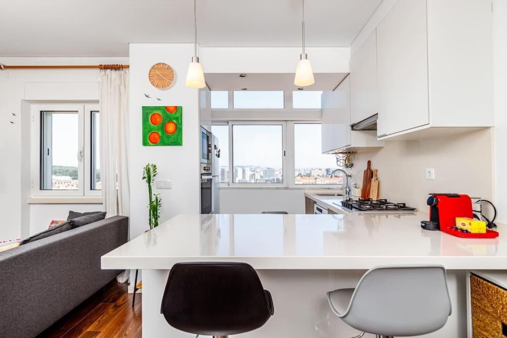 Cozy Bright Space With Landscape And Air Conditioner Lissabon Buitenkant foto