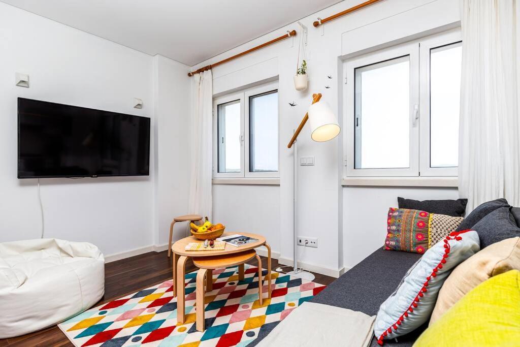 Cozy Bright Space With Landscape And Air Conditioner Lissabon Buitenkant foto
